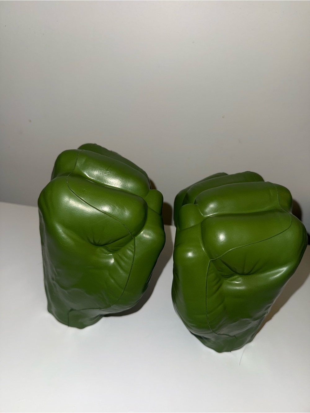 Hulk Smash Hand Gloves